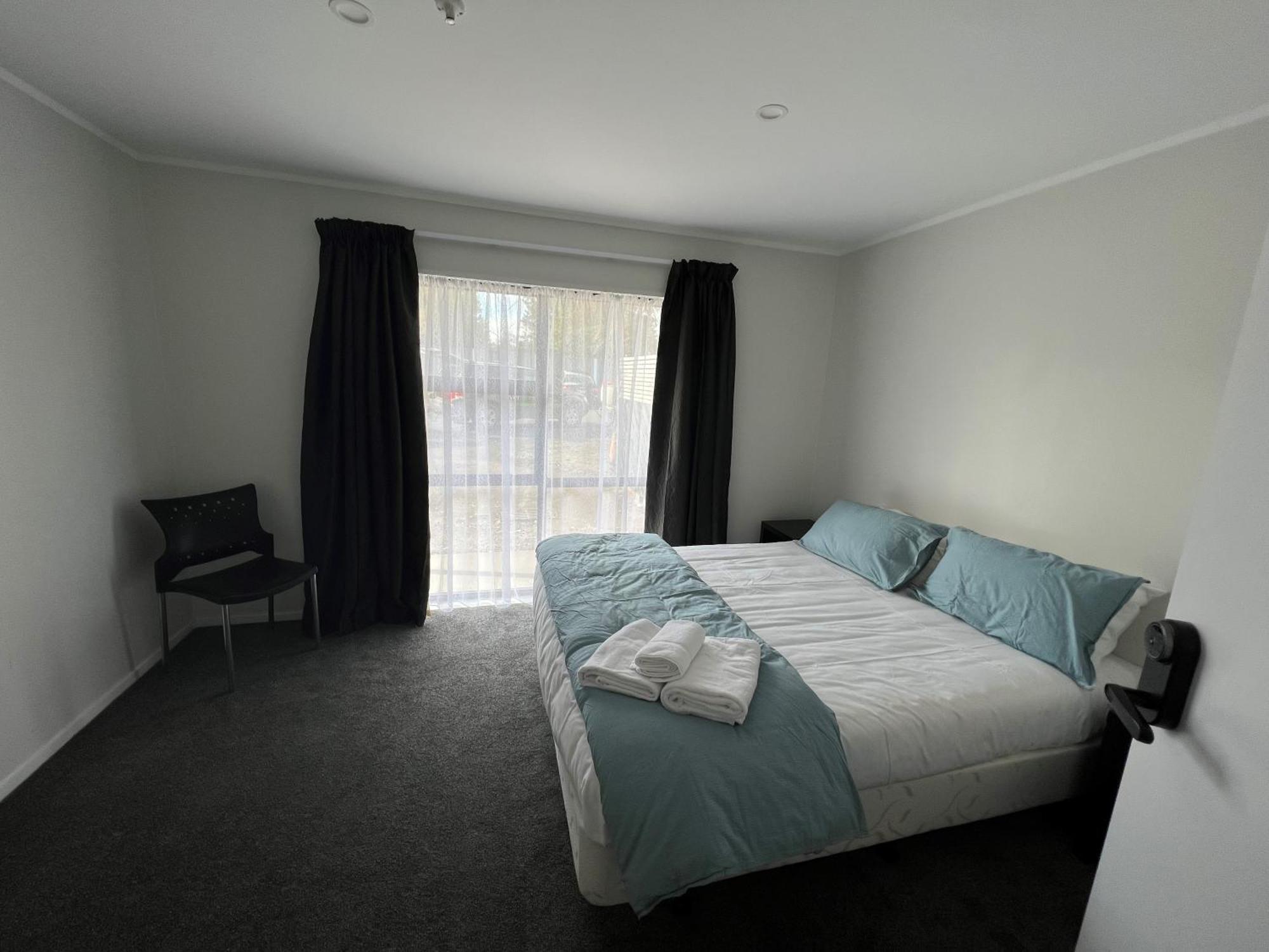 Stag Park Accommodation Taupo Ngoại thất bức ảnh