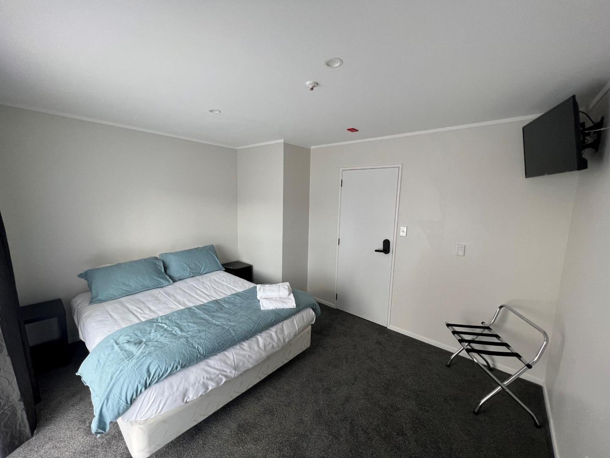 Stag Park Accommodation Taupo Ngoại thất bức ảnh