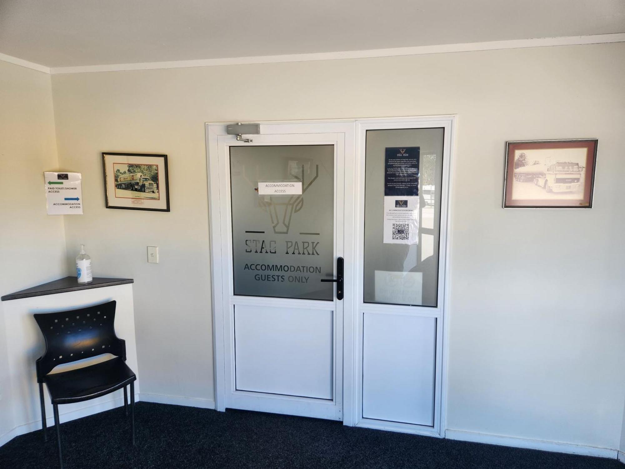 Stag Park Accommodation Taupo Ngoại thất bức ảnh